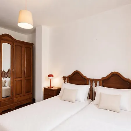 El Joyu Erias | Casa Con Jardin Vallado En Llanes