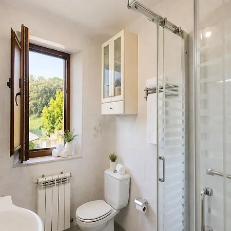 El Joyu Erias | Casa Con Jardin Vallado En Llanes * Vidiago