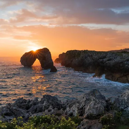Holiday home El Joyu Erias | Casa Con Jardin Vallado En Llanes Vidiago